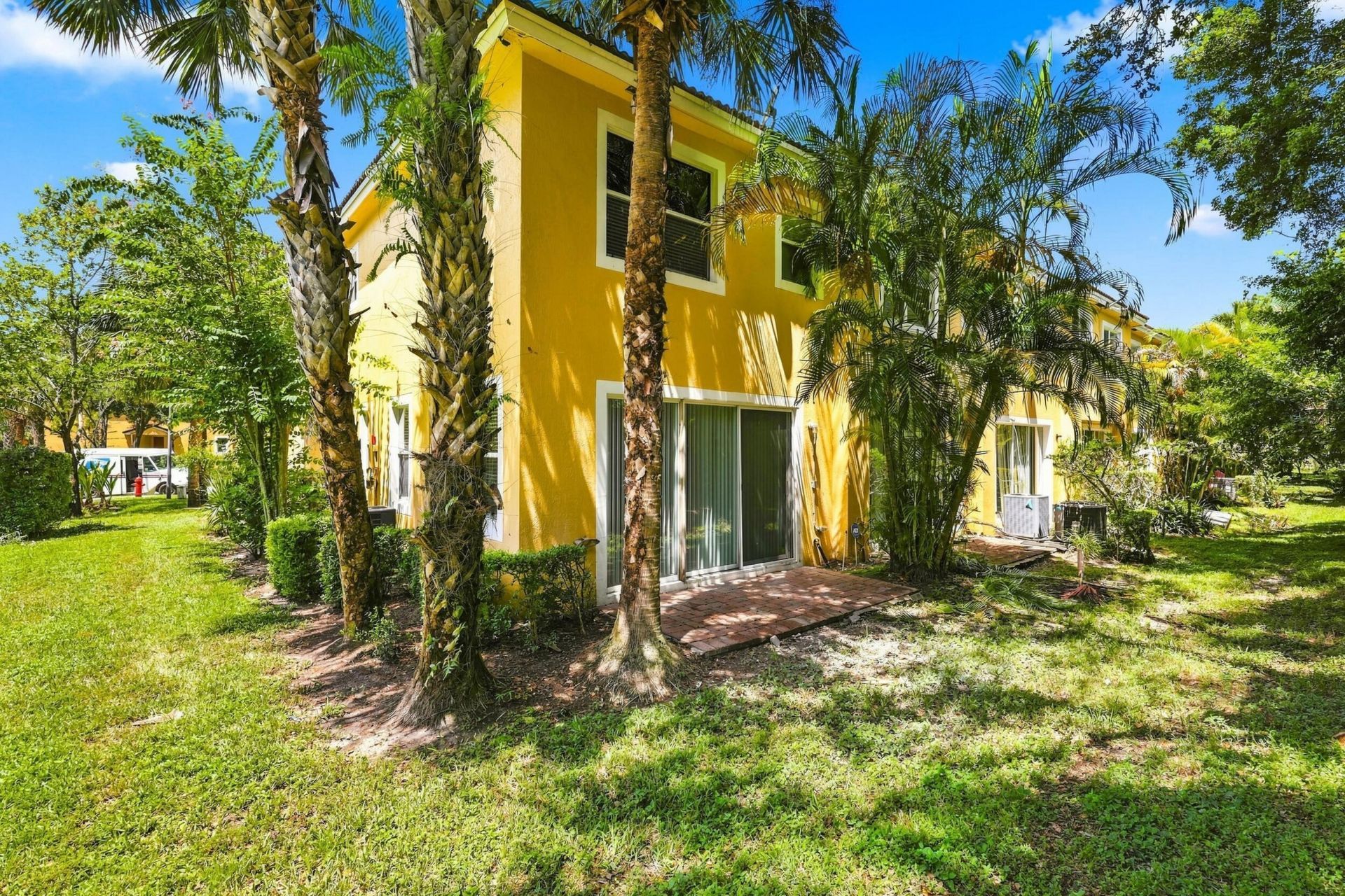 813 Pipers Cay Drive, West Palm Beach, FL 33415 Photo