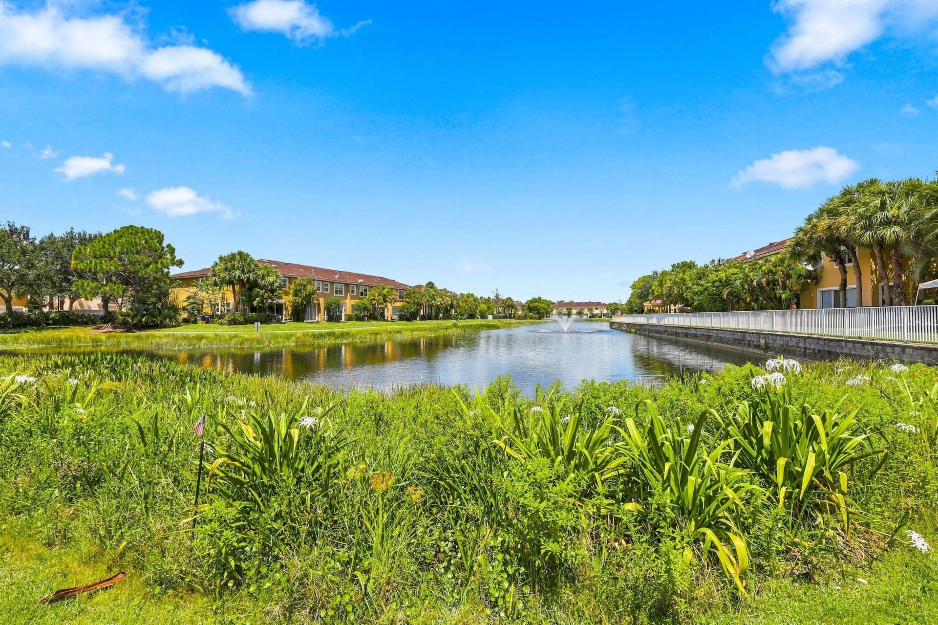 813 Pipers Cay Drive, West Palm Beach, FL 33415 Photo