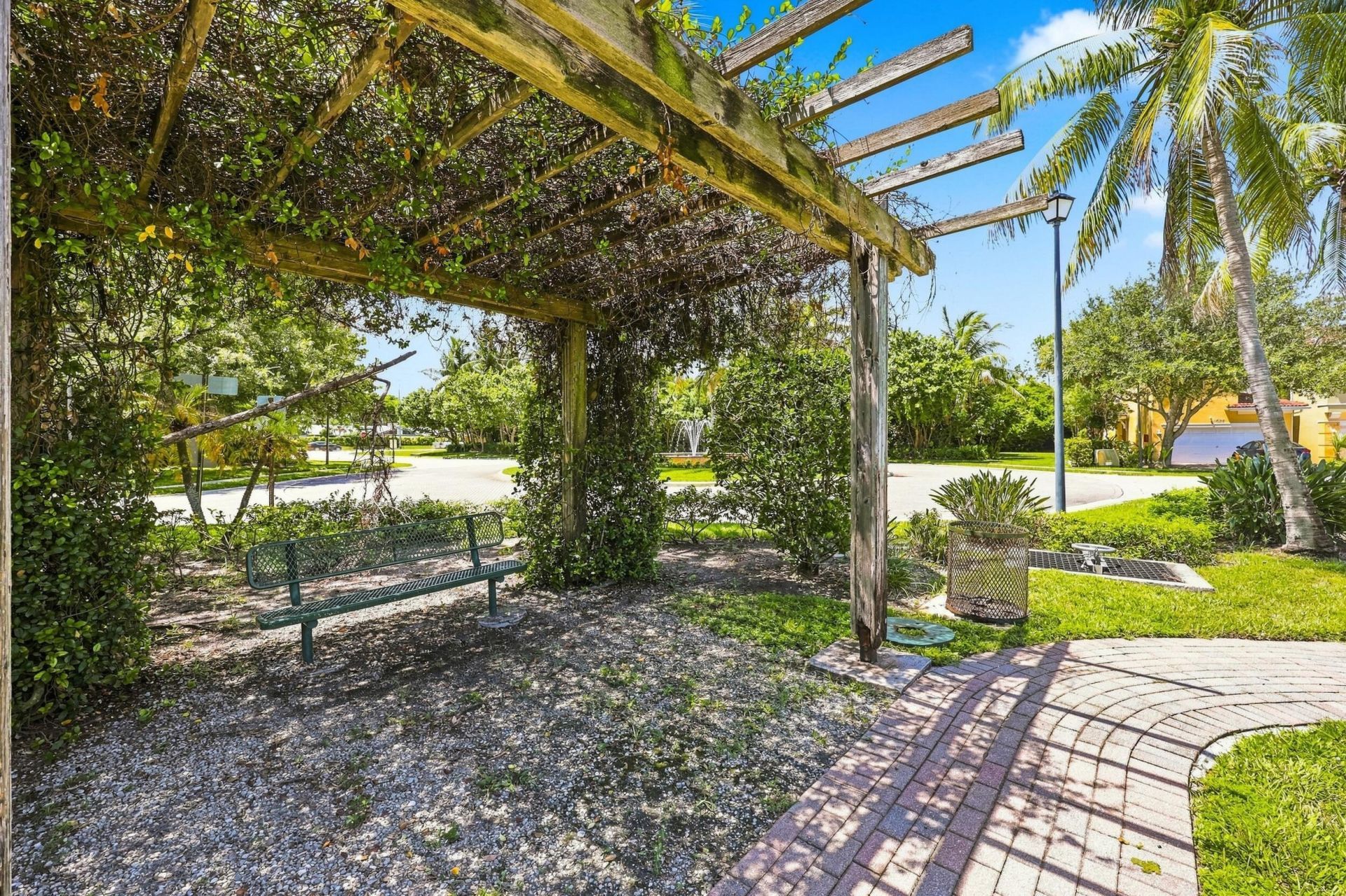 813 Pipers Cay Drive, West Palm Beach, FL 33415 Photo