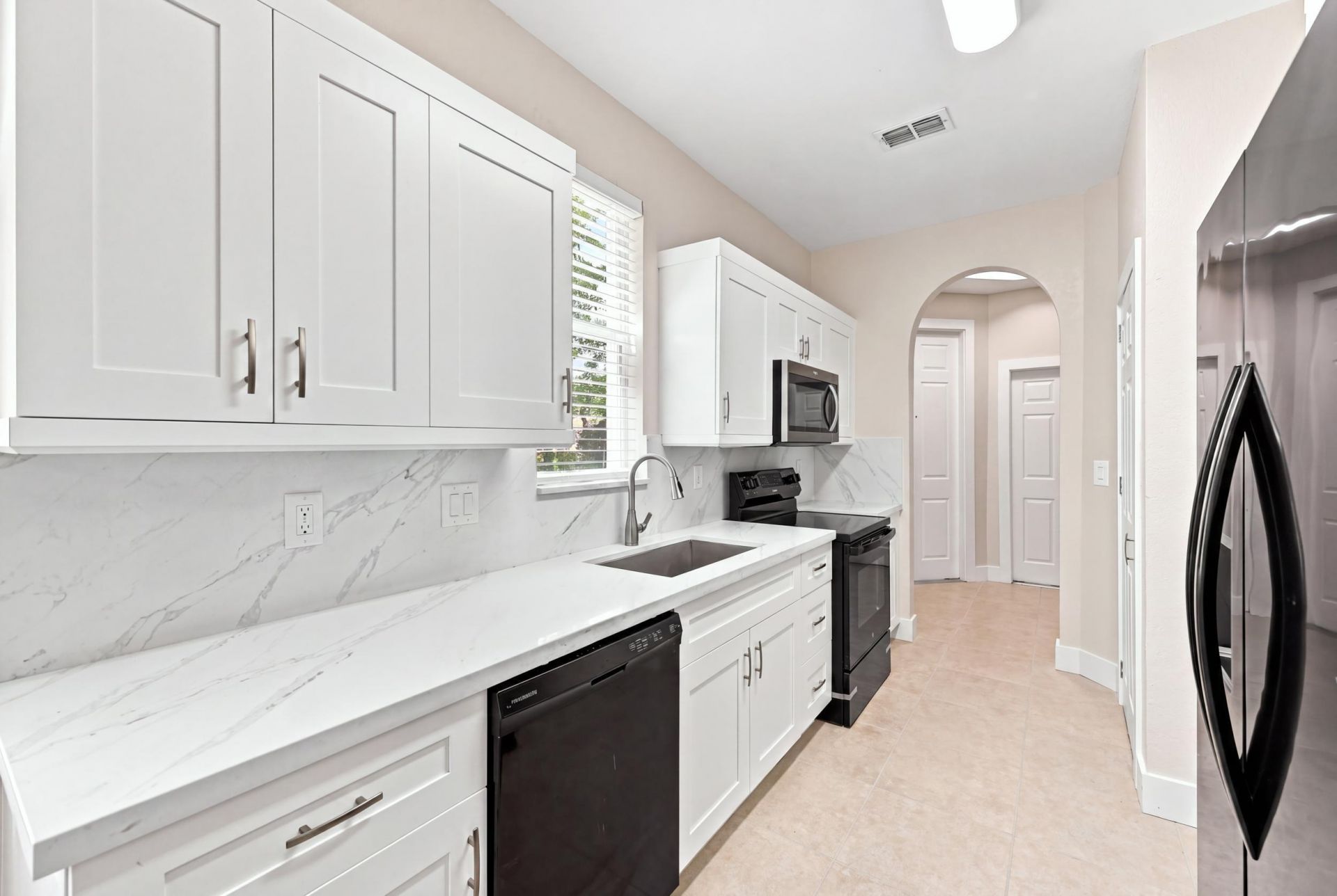 813 Pipers Cay Drive, West Palm Beach, FL 33415 Photo