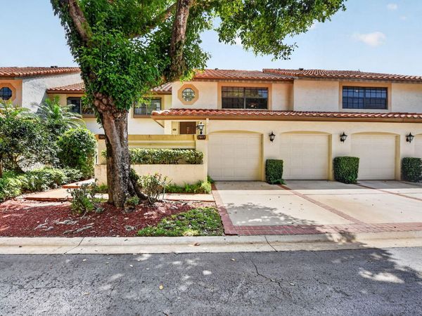 7917 LA MIRADA Drive, Boca Raton, FL 33433