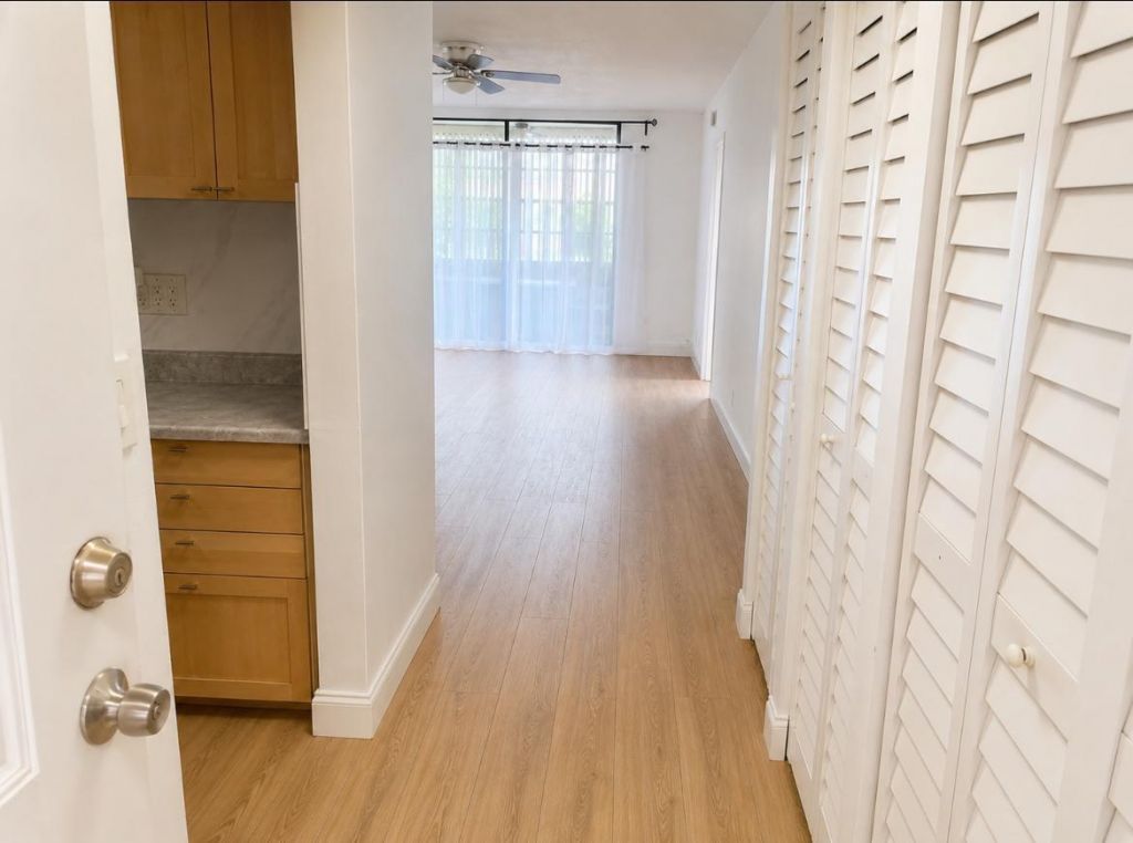 2851 Somerset Drive, Unit 111, Lauderdale Lakes, FL 33311 Photo