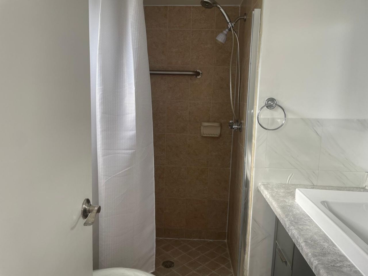 2851 Somerset Drive, Unit 111, Lauderdale Lakes, FL 33311 Photo