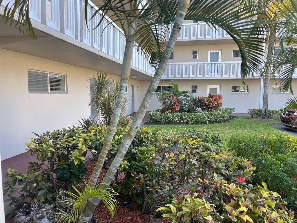 2566 S Garden Drive S, Unit 108, Lake Worth, FL 33461 Photo
