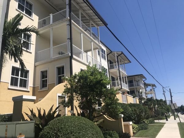 3960 N Flagler Drive, Unit 304, West Palm Beach, FL 33407