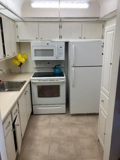 41 Sussex B, West Palm Beach, FL 33417 Photo