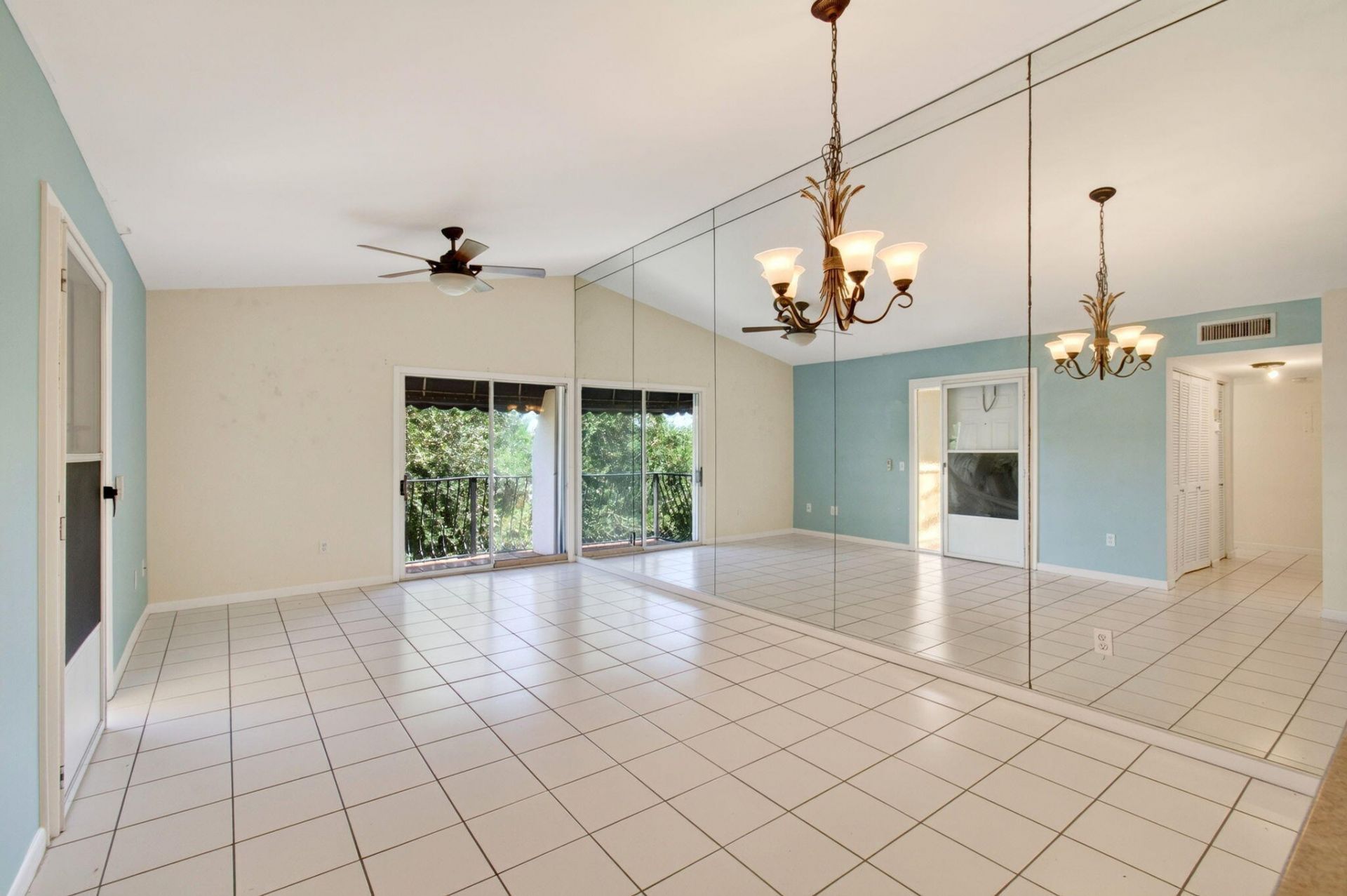 179 Waterside Drive, Unit 179, Hypoluxo, FL 33462 Photo
