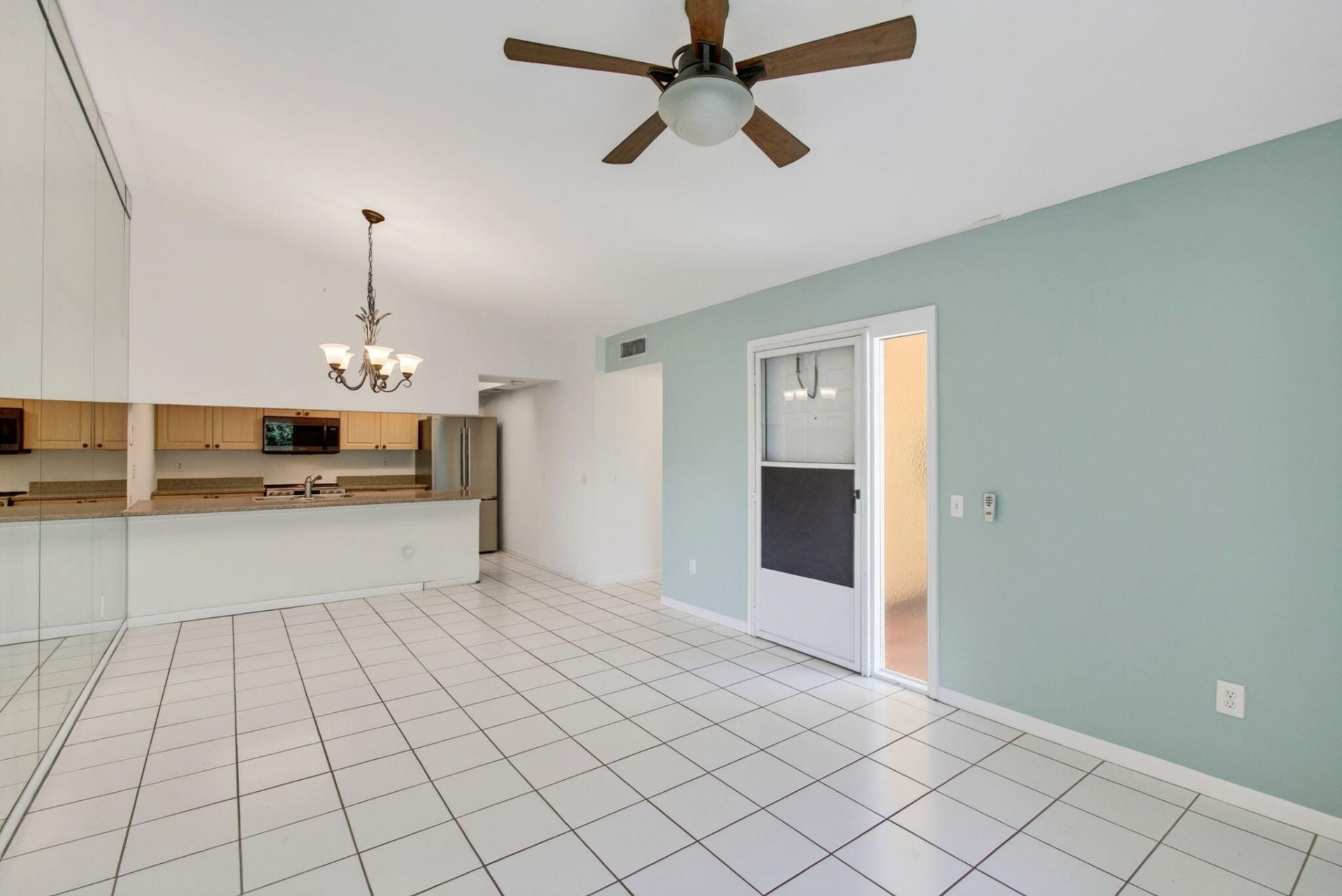 179 Waterside Drive, Unit 179, Hypoluxo, FL 33462 Photo