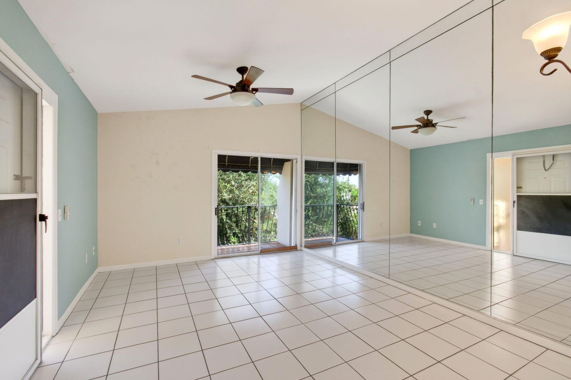 179 Waterside Drive, Unit 179, Hypoluxo, FL 33462 Photo