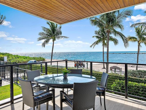 106 Inlet Way, Unit 105, Palm Beach Shores, FL 33404