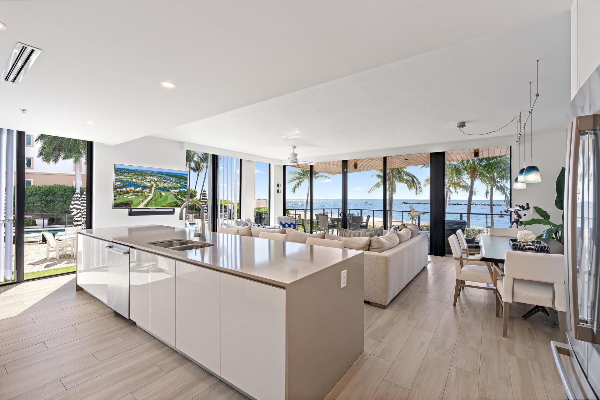 106 Inlet Way, Unit 105, Palm Beach Shores, FL 33404 Photo