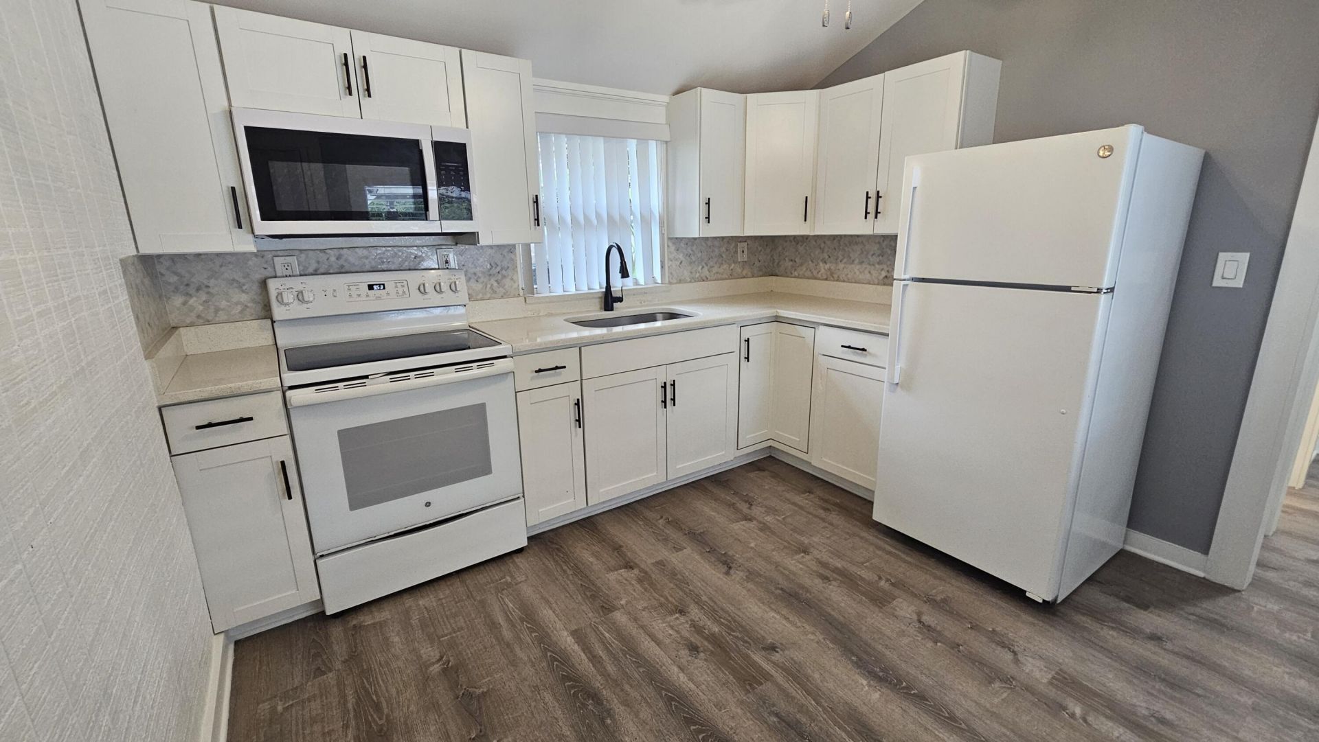 425 Ardmore Road, West Palm Beach, FL 33401 Photo