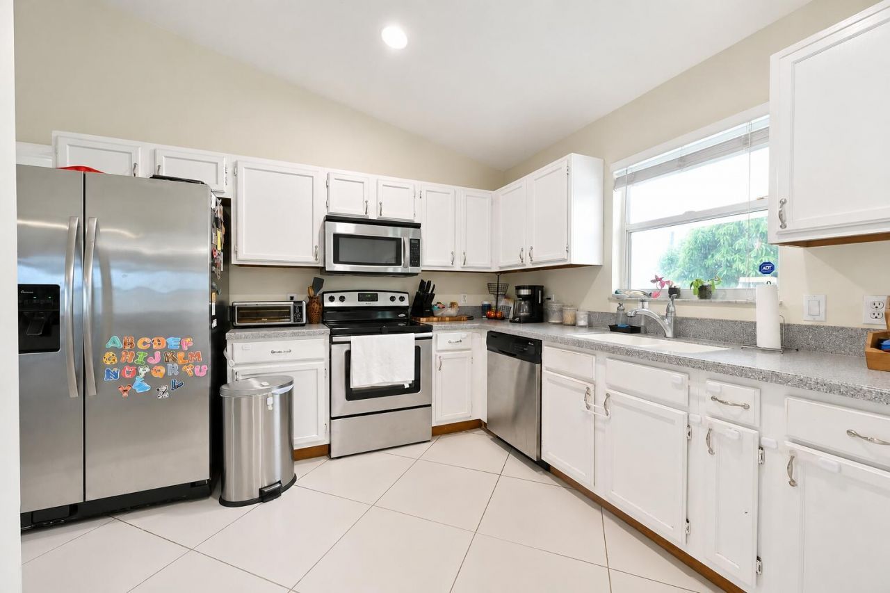 1755 SW Castinet Lane, Port Saint Lucie, FL 34953 Photo
