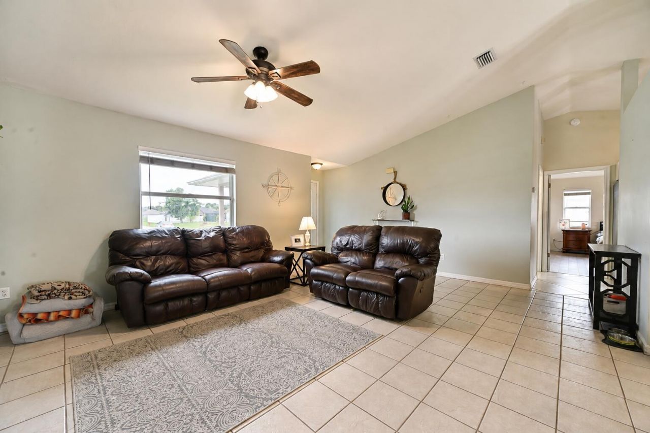 1755 SW Castinet Lane, Port Saint Lucie, FL 34953 Photo