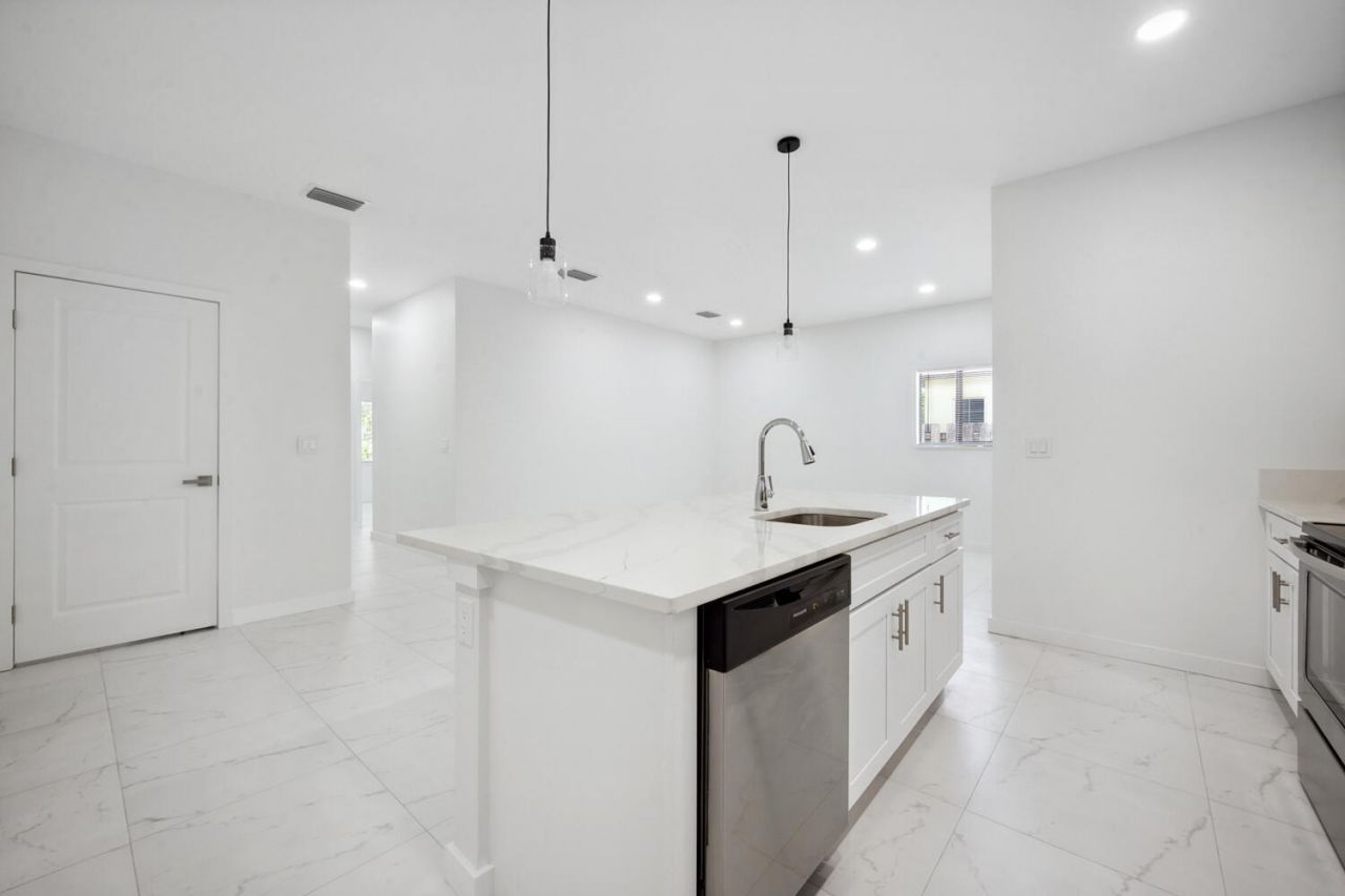 1009 14th Street, Unit B, West Palm Beach, FL 33401 Photo