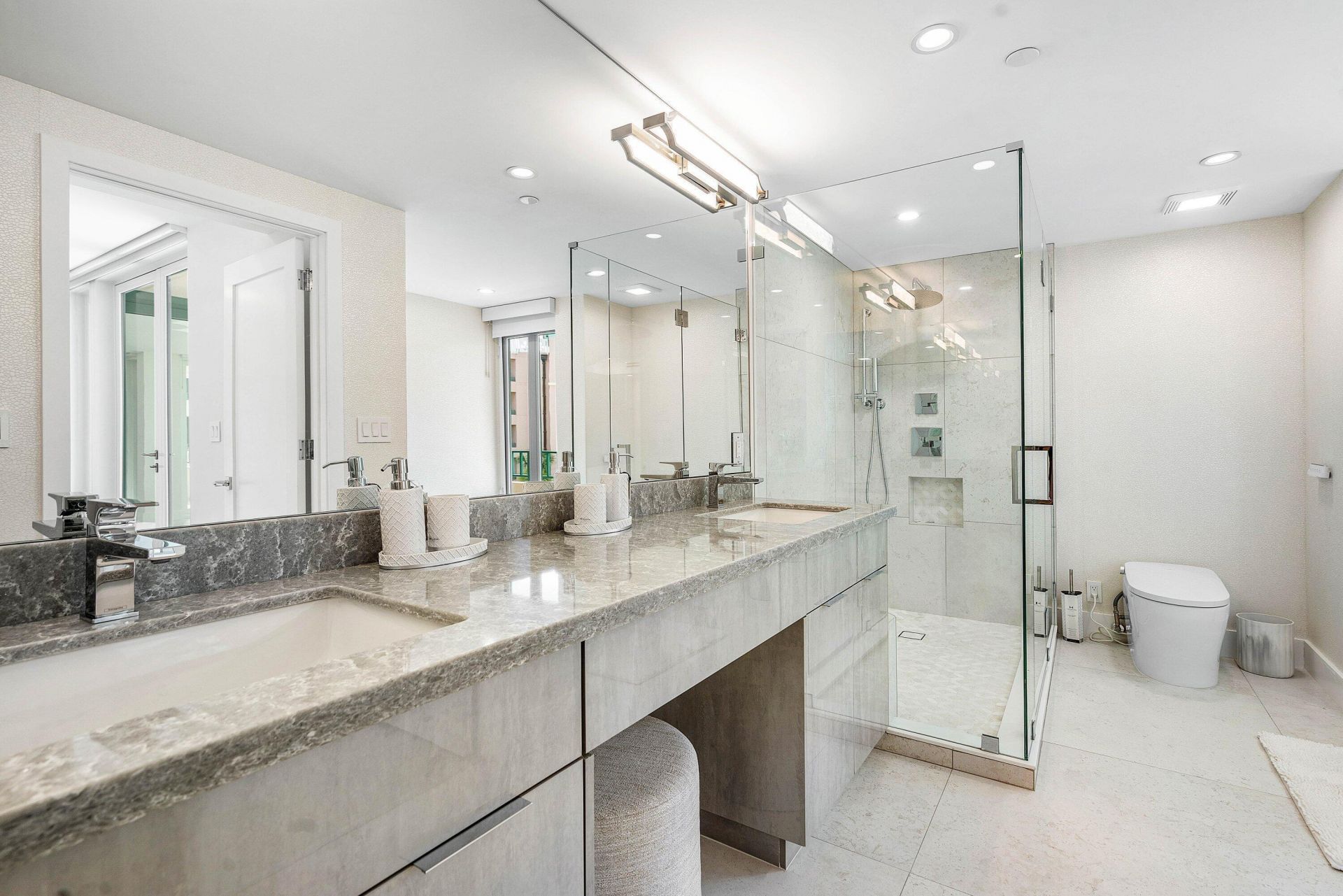 120 SE 5th Avenue, Unit 319, Boca Raton, FL 33432 Photo