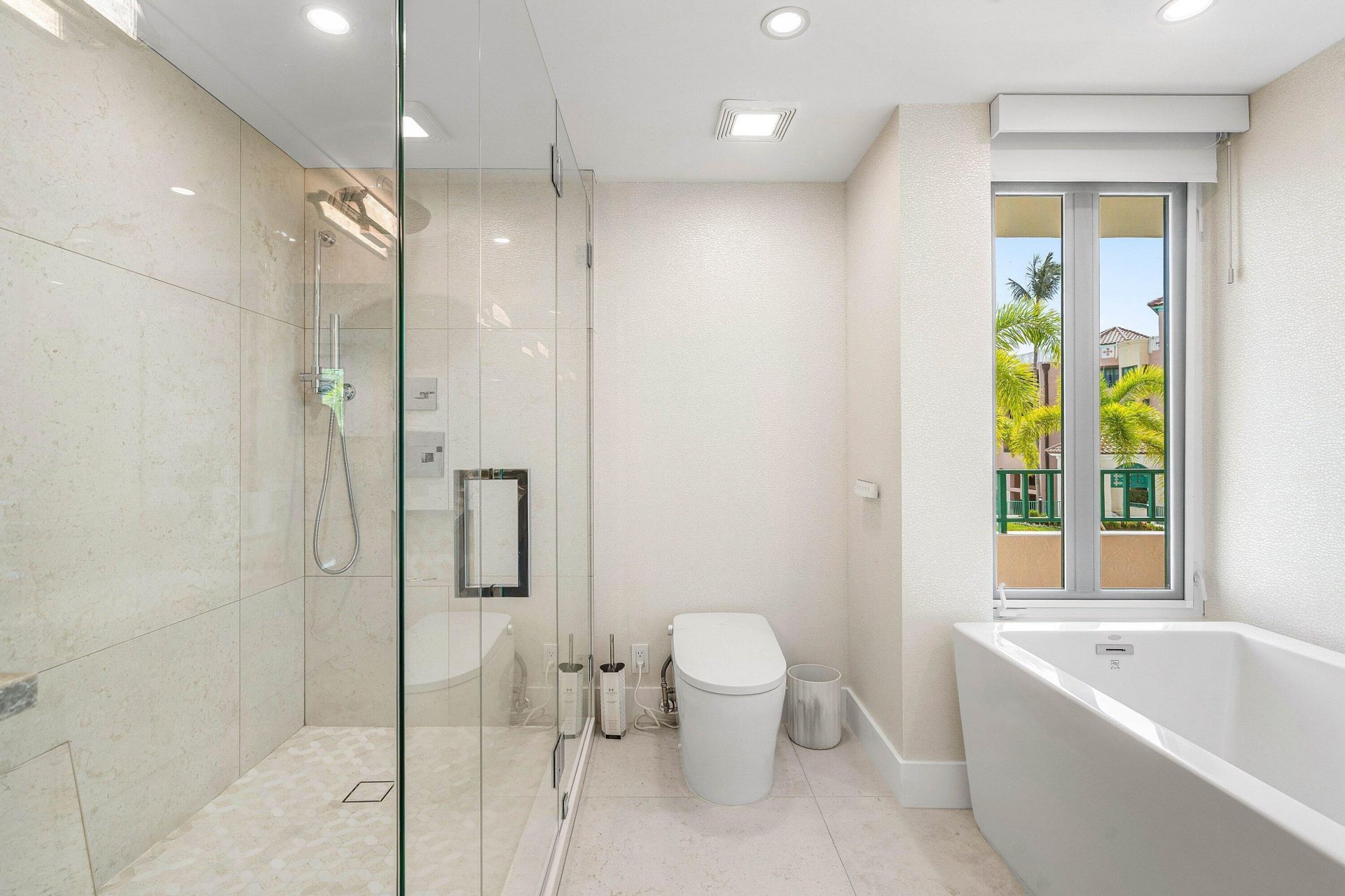 120 SE 5th Avenue, Unit 319, Boca Raton, FL 33432 Photo