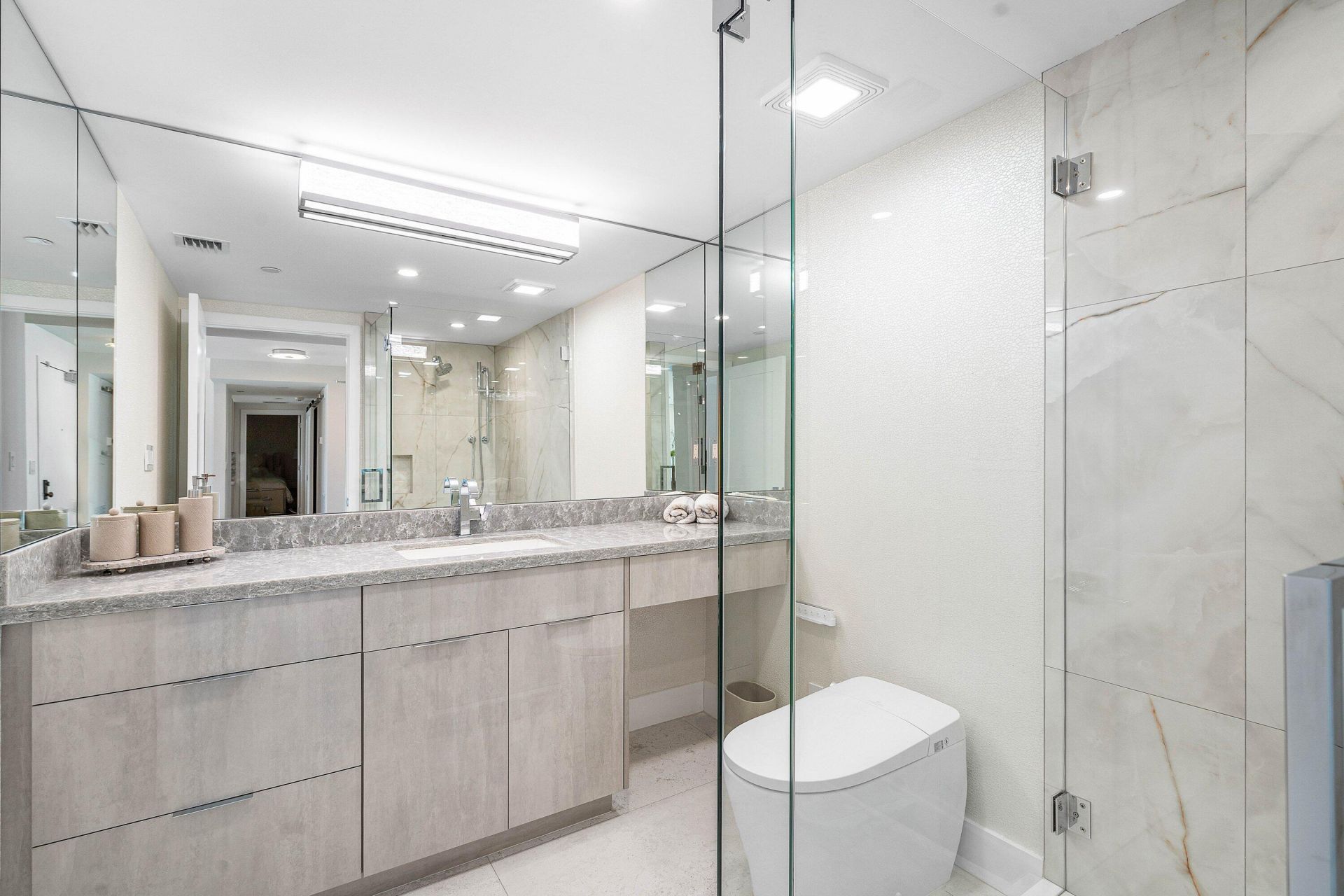 120 SE 5th Avenue, Unit 319, Boca Raton, FL 33432 Photo