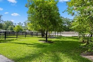 708 Rambling Drive Circle, Unit ~ Barn & A, Wellington, FL 33414 Photo