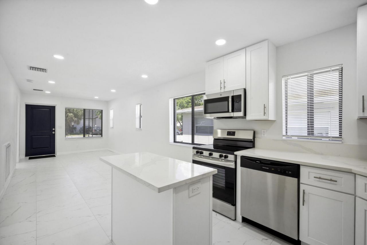 1009 14th Street, Unit #A, West Palm Beach, FL 33401 Photo