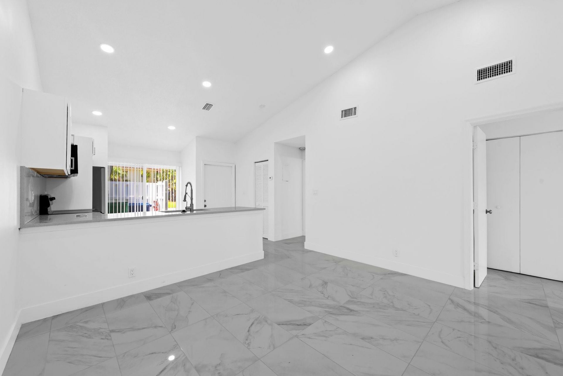 8580 NW 32nd Street, Coral Springs, FL 33065 Photo