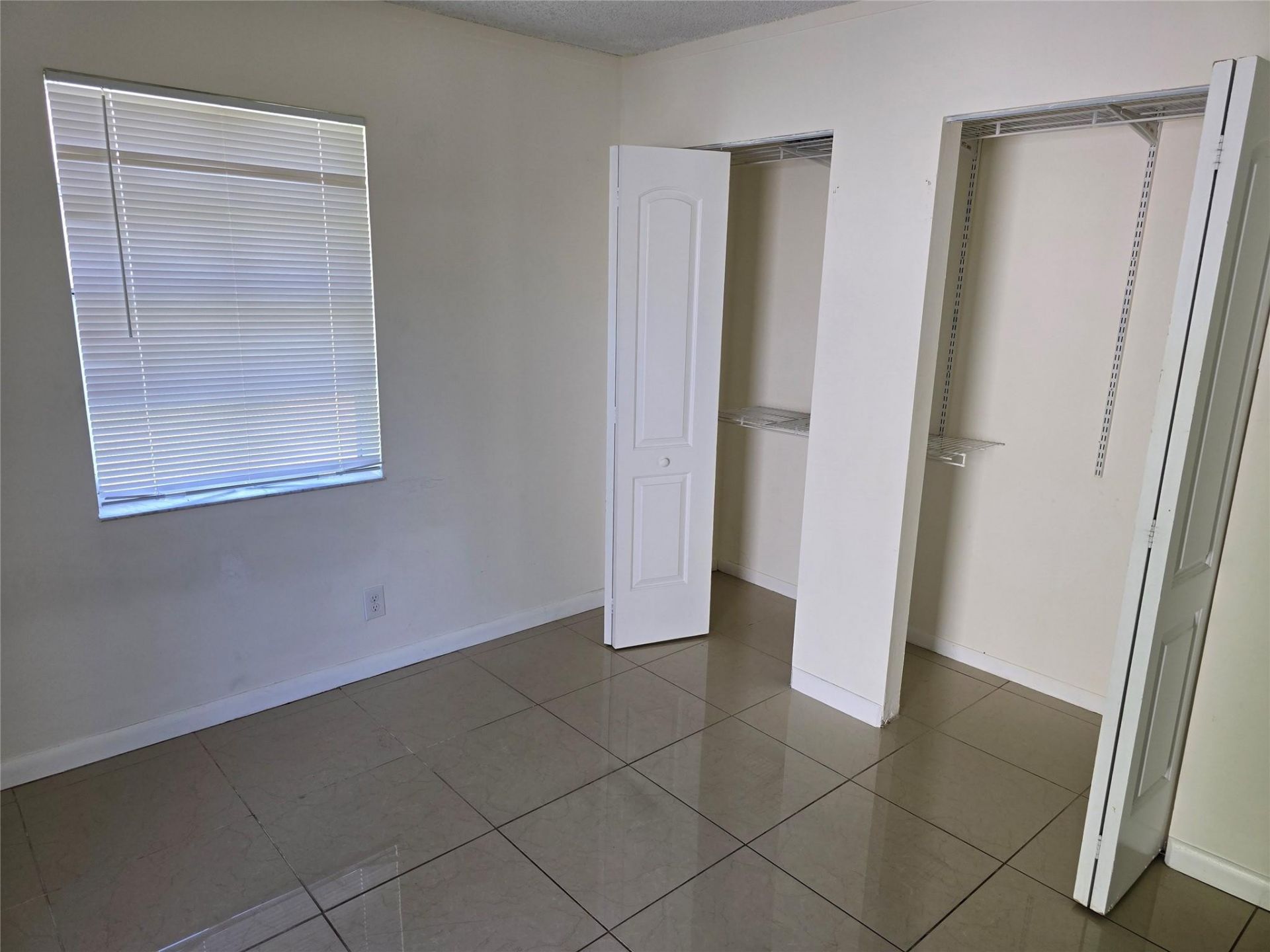 433 SW 61st Terrace, Margate, FL 33068 Photo