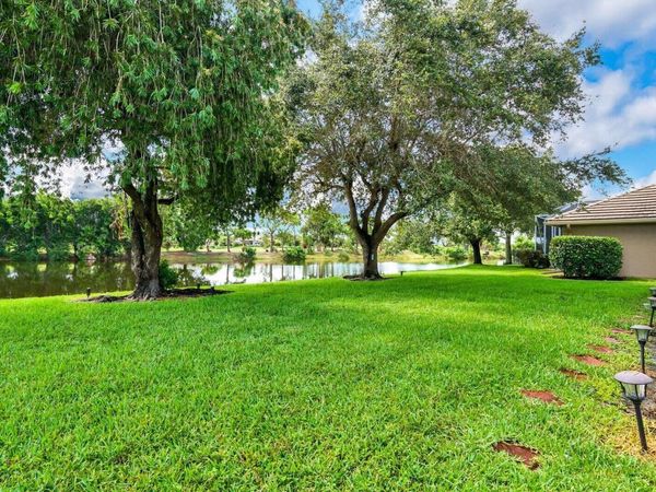 1720 Corsica Drive, Wellington, FL 33414