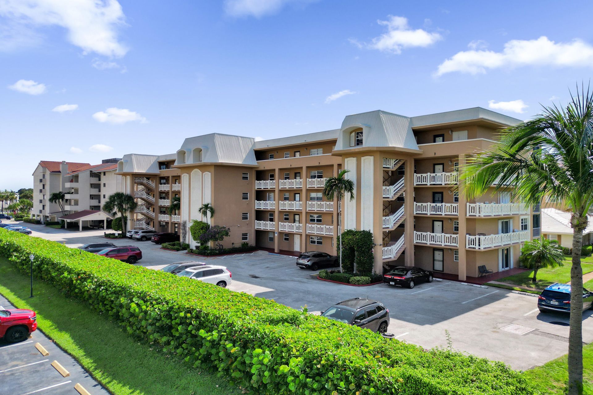 308 Golfview Road, Unit 406, North Palm Beach, FL 33408 Photo