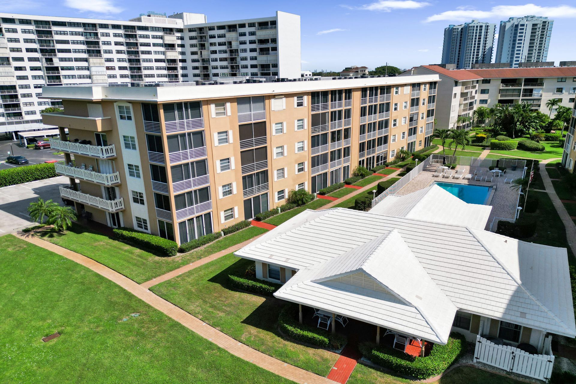 308 Golfview Road, Unit 406, North Palm Beach, FL 33408 Photo