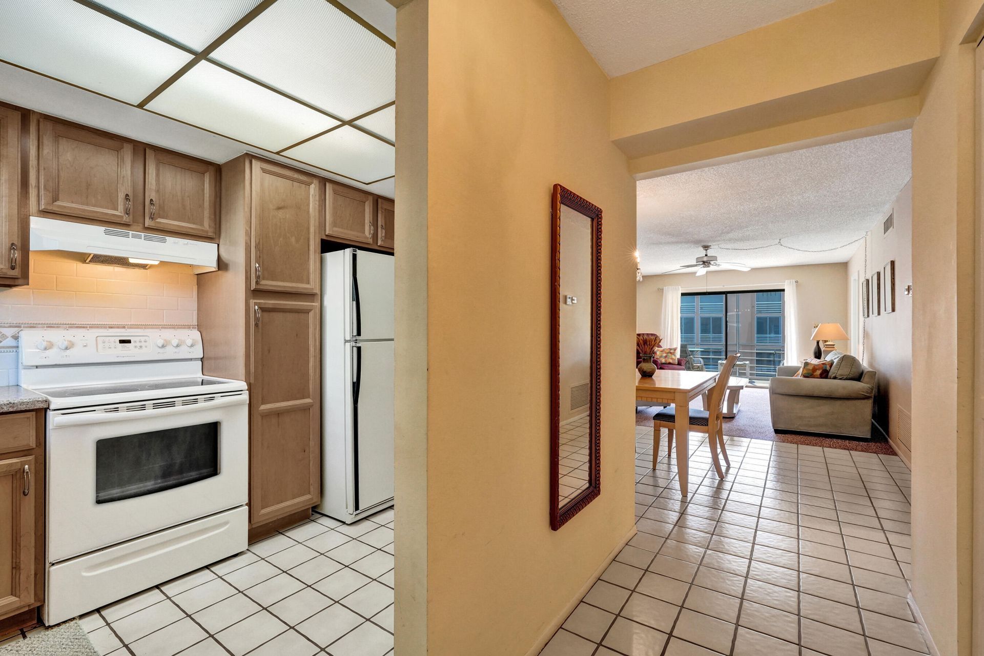 308 Golfview Road, Unit 406, North Palm Beach, FL 33408 Photo