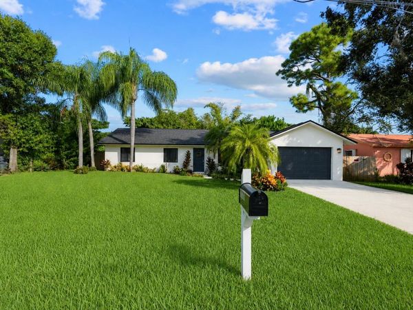 2749 Park Drive, Lake Worth, FL 33462