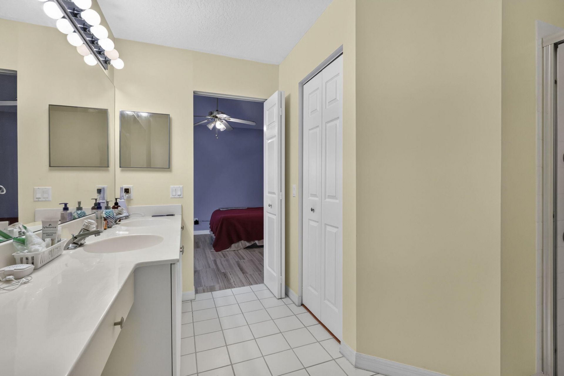 1020 Via Jardin, Riviera Beach, FL 33418 Photo