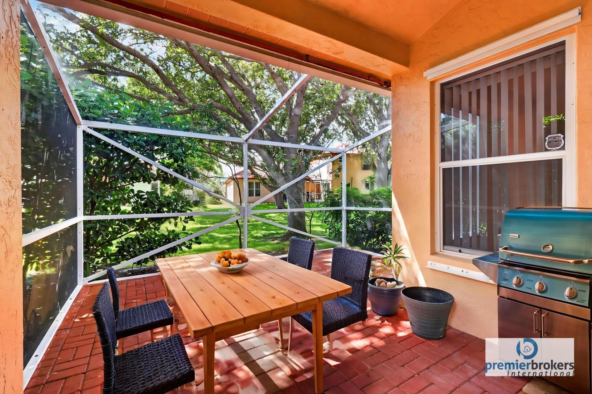 1020 Via Jardin, Riviera Beach, FL 33418 Photo