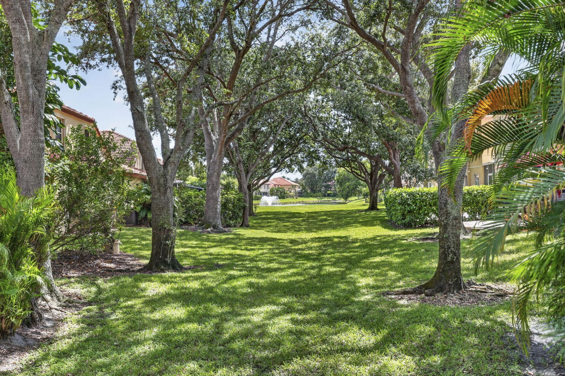 1020 Via Jardin, Riviera Beach, FL 33418 Photo