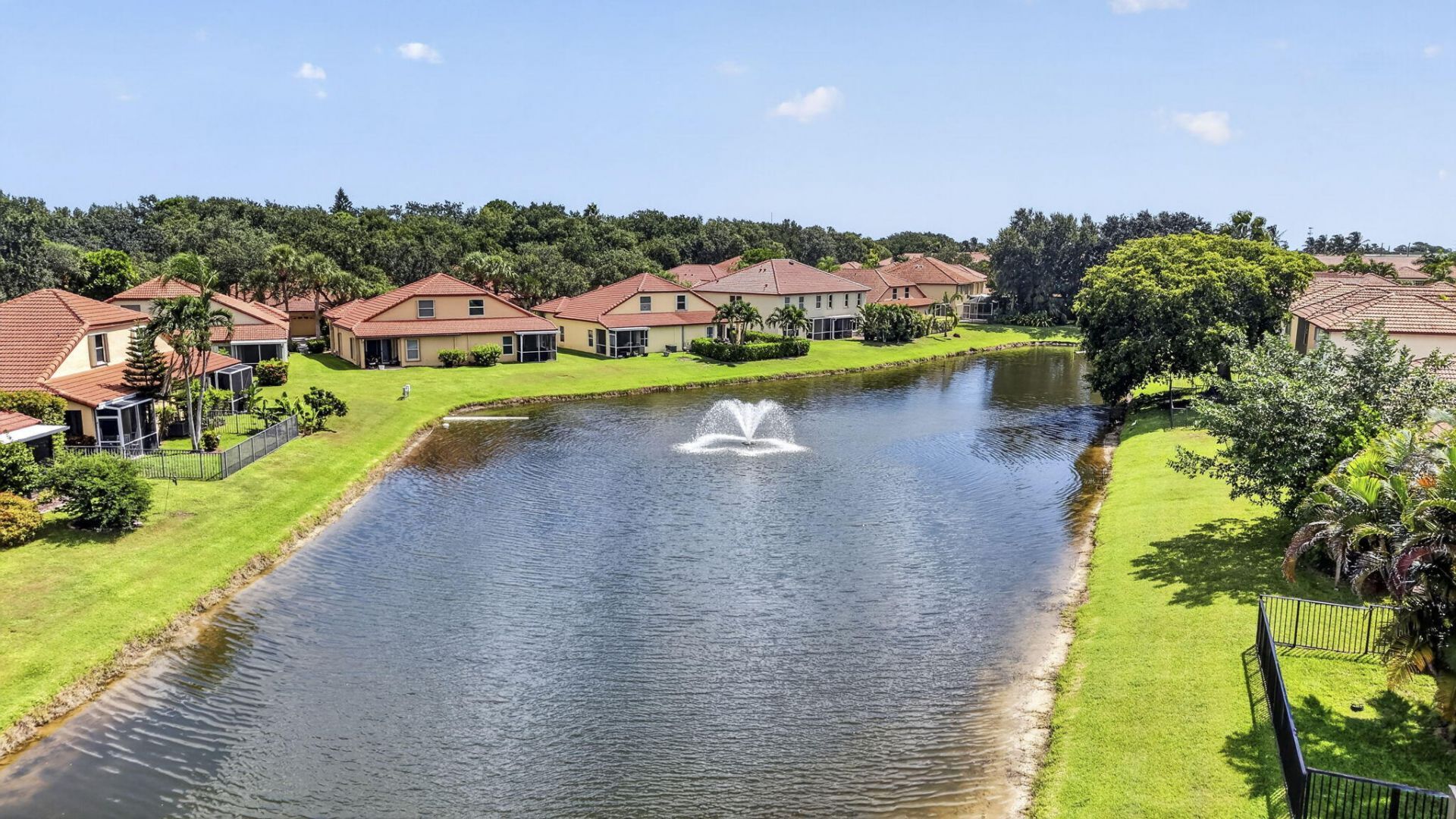 1020 Via Jardin, Riviera Beach, FL 33418 Photo