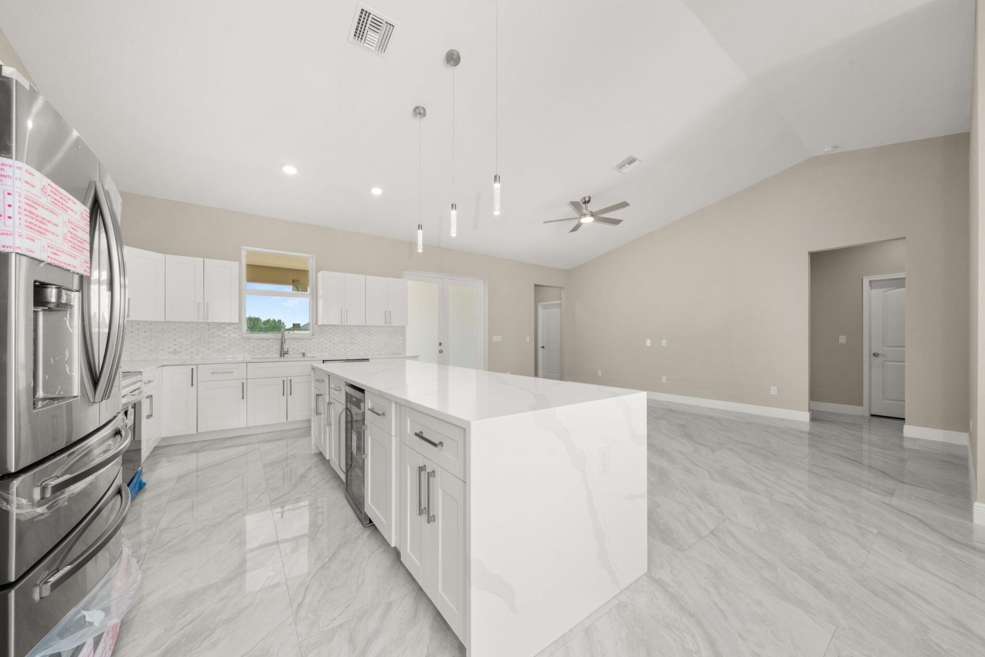 525 Glen Mar Circle, Sebring, FL 33876 Photo