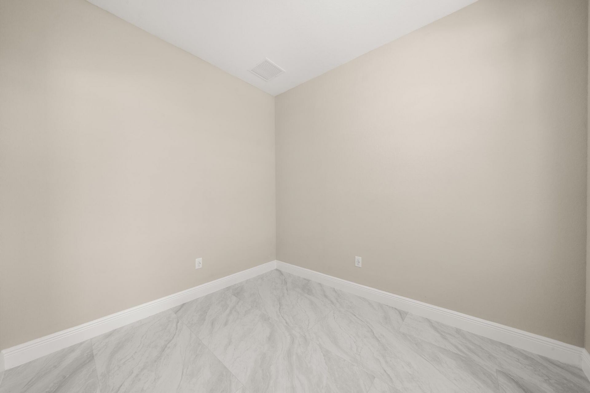 525 Glen Mar Circle, Sebring, FL 33876 Photo