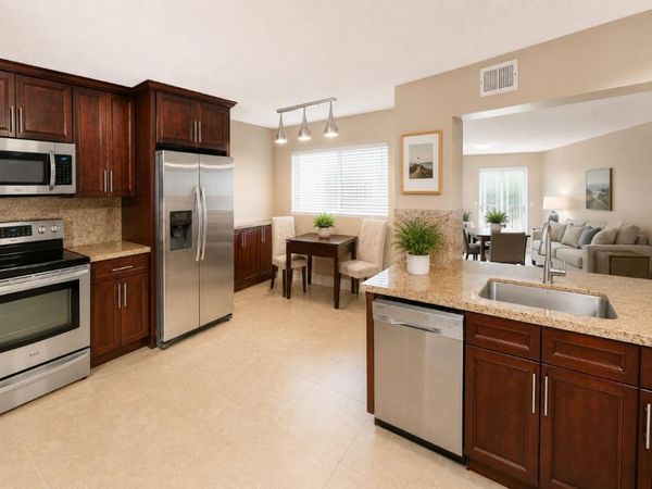 5574 Witney Drive, Unit 206, Delray Beach, FL 33484