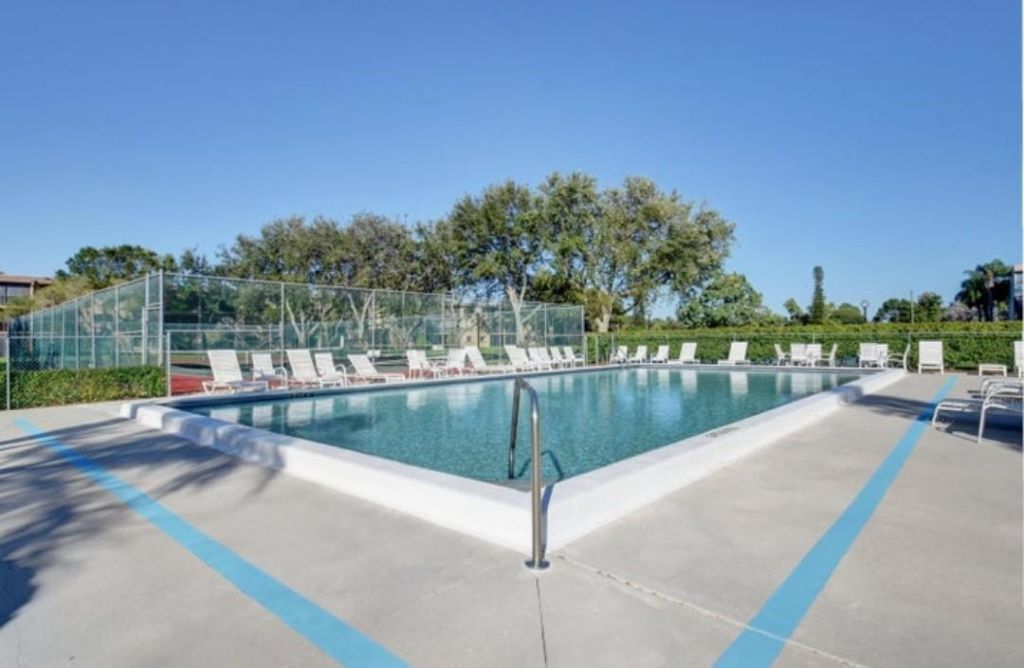 5574 Witney Drive, Unit 206, Delray Beach, FL 33484 Photo