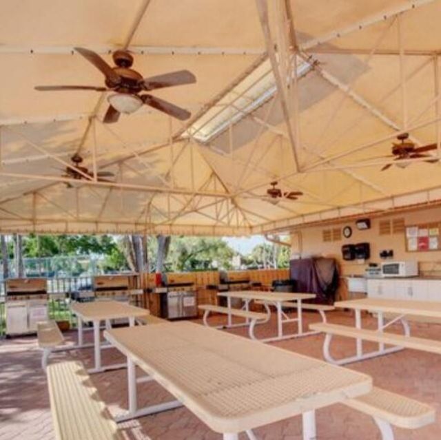 5574 Witney Drive, Unit 206, Delray Beach, FL 33484 Photo