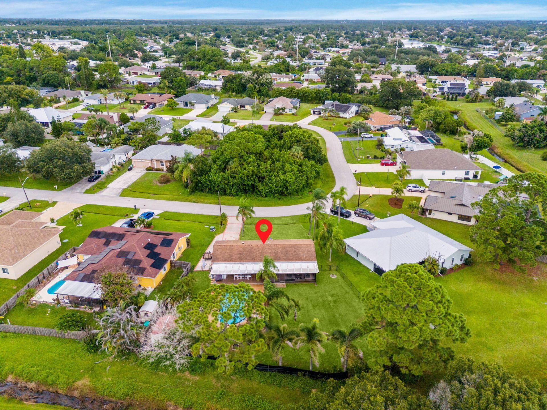 1292 SE Mendavia Avenue, Port Saint Lucie, FL 34952 Photo