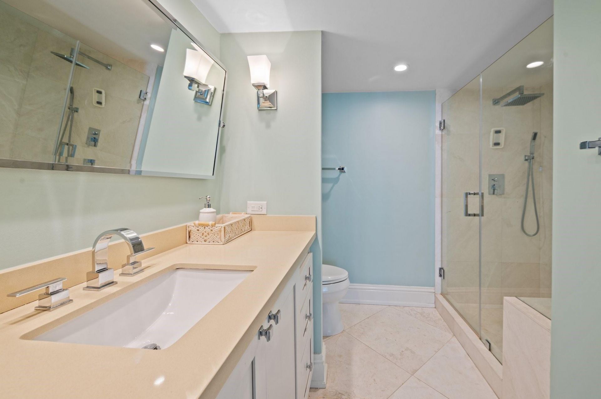 4300 N Ocean Boulevard, Unit 16G, Fort Lauderdale, FL 33308 Photo