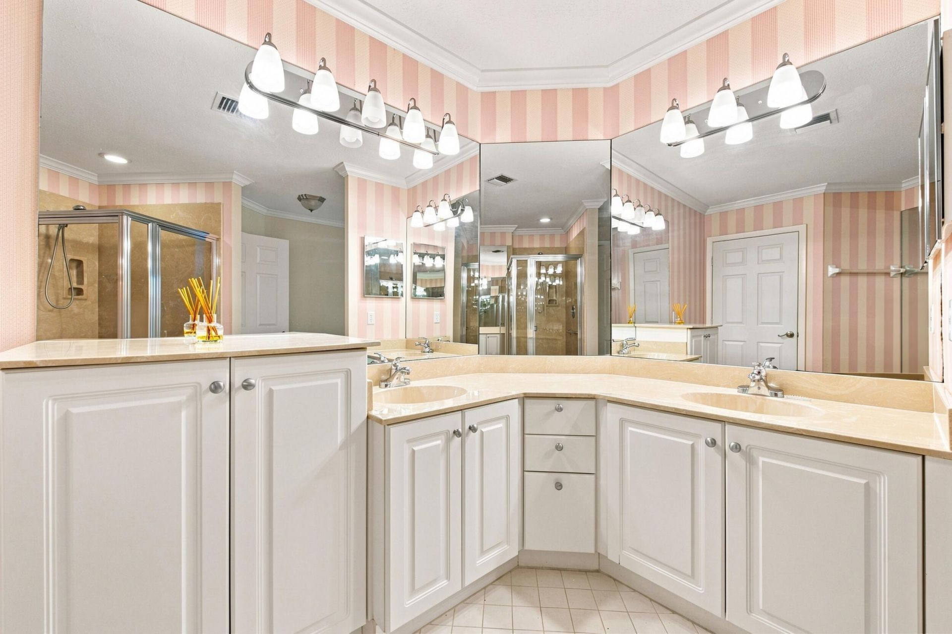 5219 Europa Drive, Unit E, Boynton Beach, FL 33437 Photo