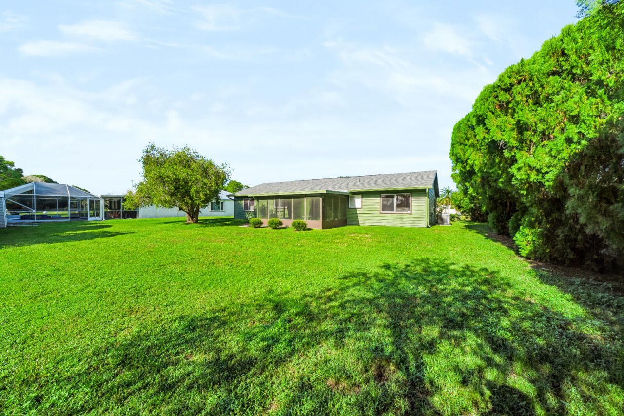 1422 SE Arenson Lane, Port Saint Lucie, FL 34952 Photo