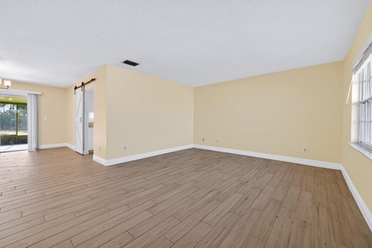 1422 SE Arenson Lane, Port Saint Lucie, FL 34952 Photo