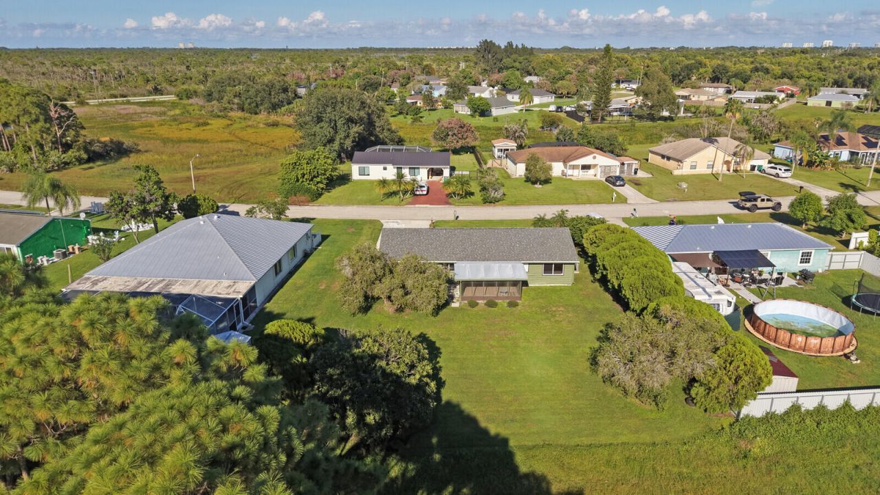 1422 SE Arenson Lane, Port Saint Lucie, FL 34952 Photo