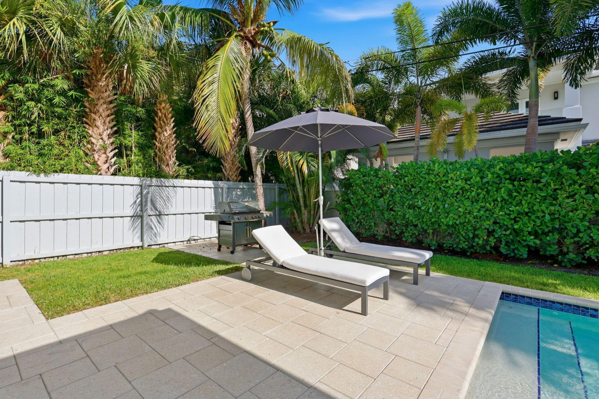 464 NE 8th Street, Boca Raton, FL 33432 Photo