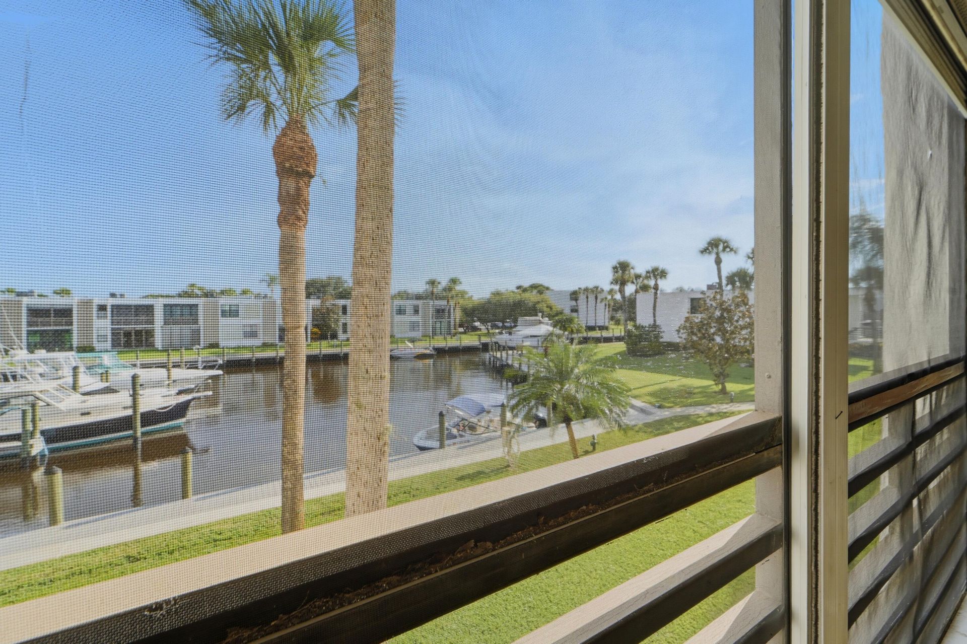 1950 SW Palm City Road, Unit 6-207, Stuart, FL 34994 Photo