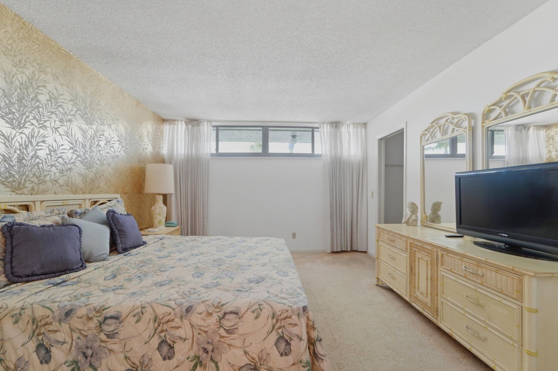 1950 SW Palm City Road, Unit 6-207, Stuart, FL 34994 Photo