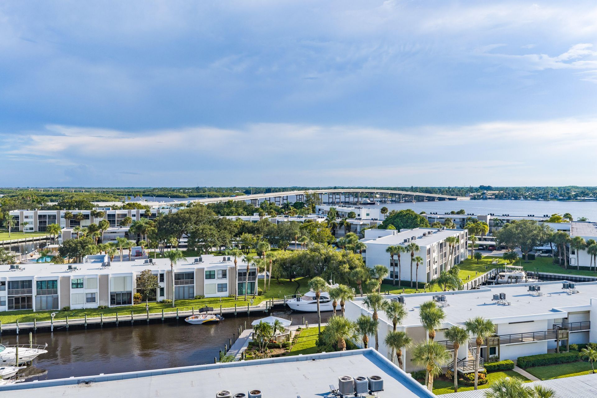 1950 SW Palm City Road, Unit 6-207, Stuart, FL 34994 Photo
